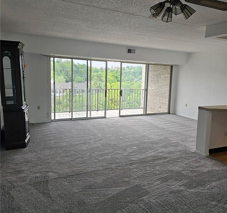 1st image of 2160 Greentree Rd APT 606W