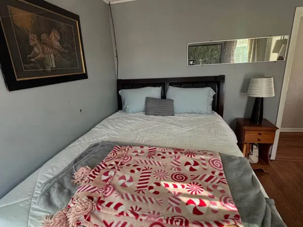 167 Ennell St, Lowell, MA 01850