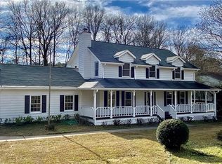 676 Somerset Dr, Lawrenceville, GA 30046