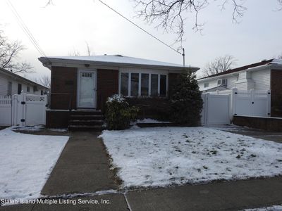 136 Woods Of Arden Rd, Staten Island, NY, 10312