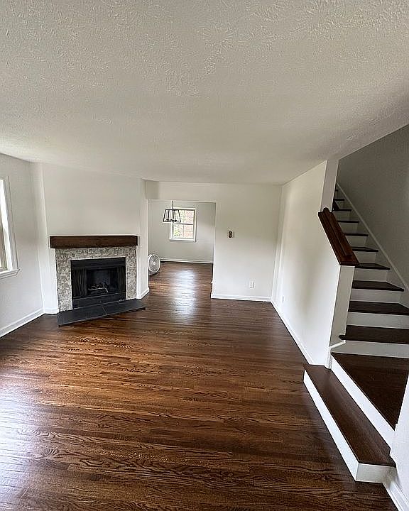 1st image of 1810 Kings Ct #A