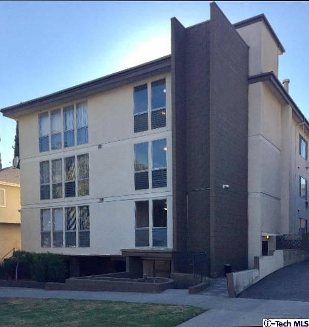 1st image of 1833 N Normandie Ave APT 308