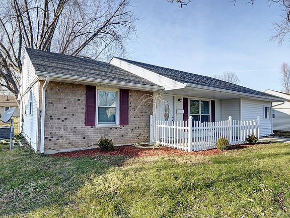 2nd image of 2056 Commonwealth Dr