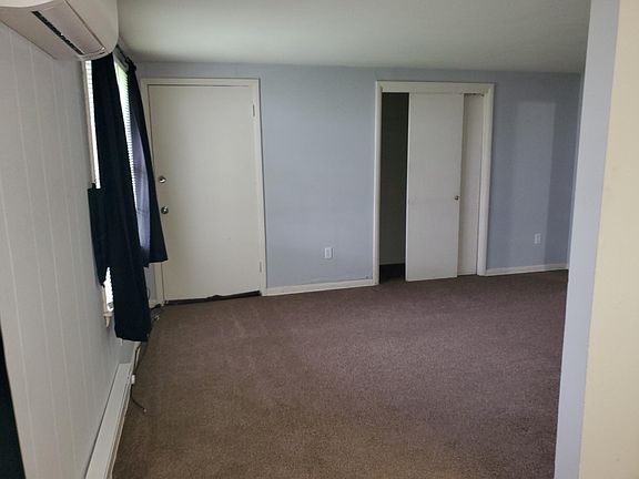4th image of 907 Pannell St