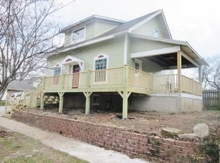 616 E Lynn St, Springfield, MO 65802