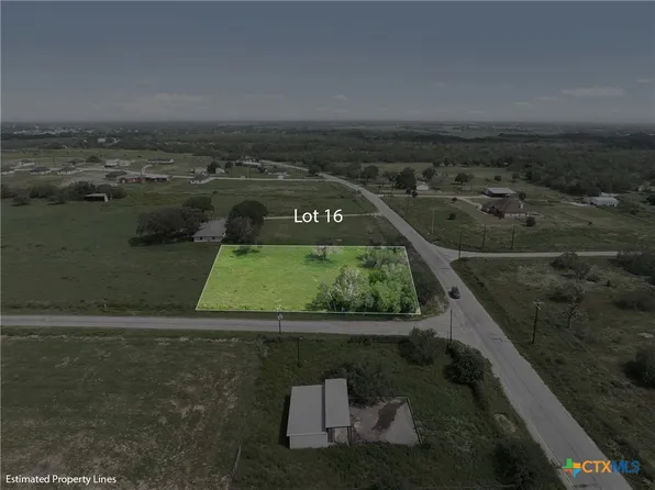16 County Road 342, La Vernia, TX 78121