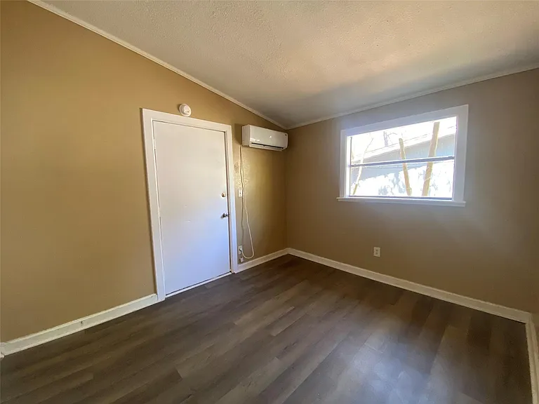 28613 Netawaka Ct — Photo 5