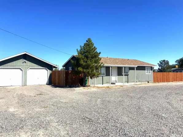 1320 Lake Ave, Silver Springs, NV 89429