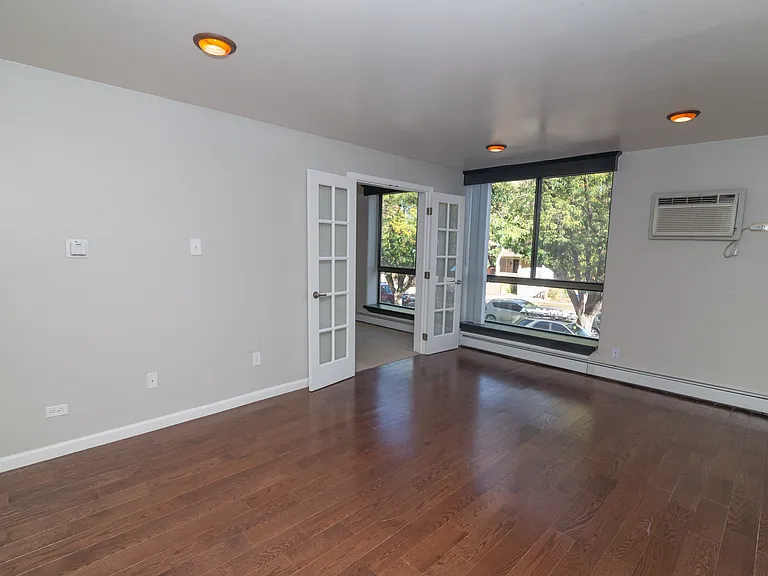 Garfield Park Apartments — Photo 66