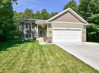 2416 N Chloe Cir, Muskegon, MI 49444