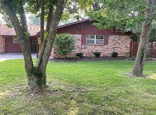 1114 Bronco Ln, Springdale, AR 72762