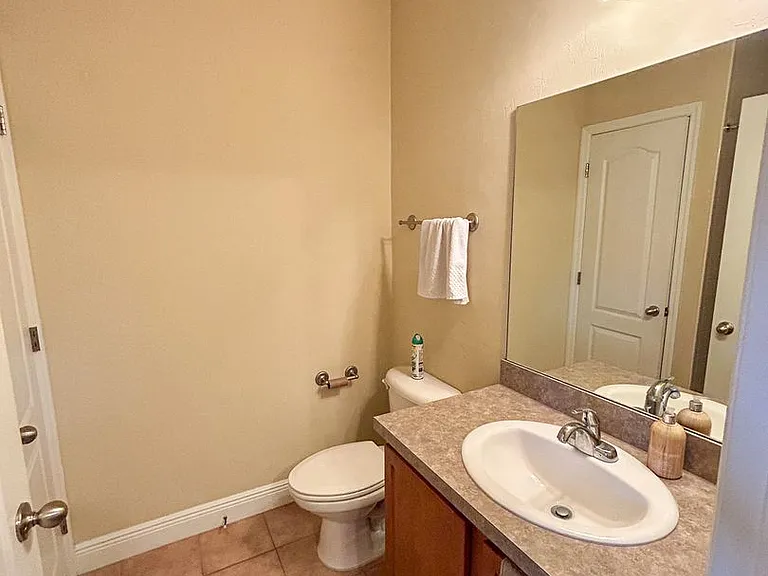 2980 SW 35th Pl #99 — Photo 8