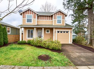 8526 NE Hancock St, Portland, OR 97220