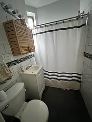 Rented by Salon Realty Corp