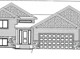 1947 Esther Ln SW, Rochester, MN 55902