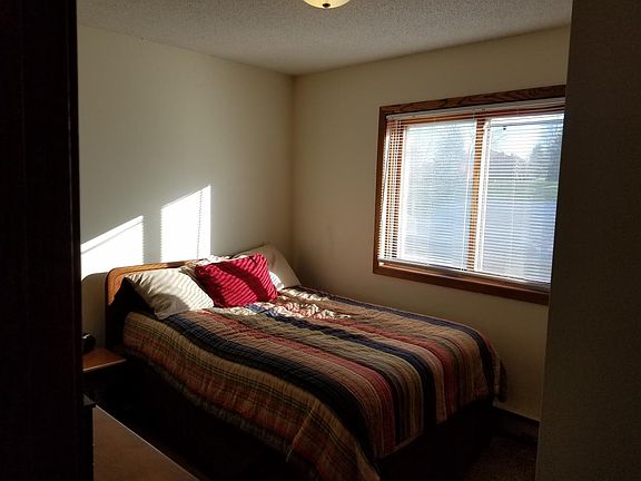 3rd image of 10565 45th Ave N APT 3