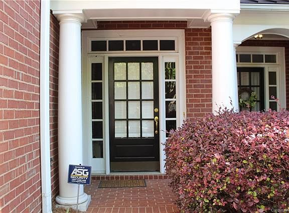 3rd image of 7547 Bluestar Ln #14