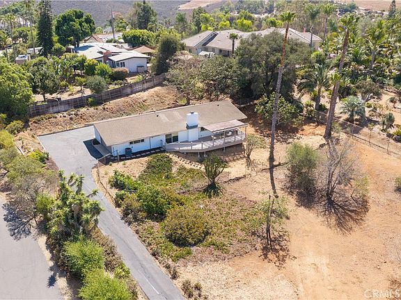 3rd image of 1205 Via Del Cerro