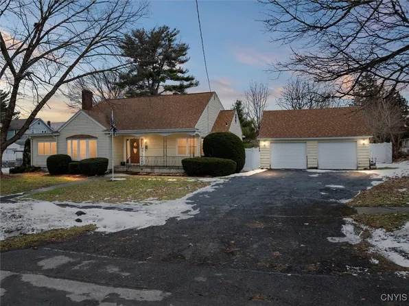 421 Hillsdale Ave, Syracuse, NY 13206