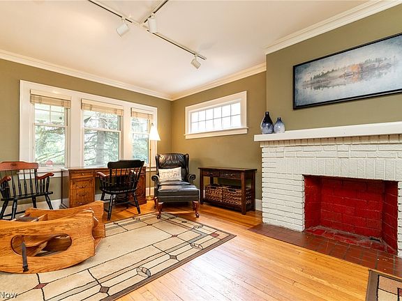 2nd image of 2257 Briarwood Rd