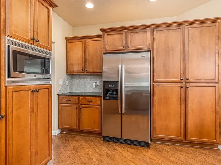 1653 Brantingham Rd — Photo 8