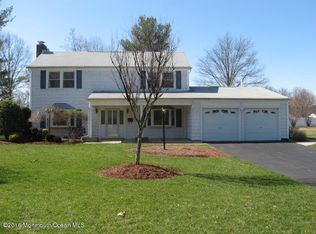 21 Ascot Dr, Freehold, NJ 07728
