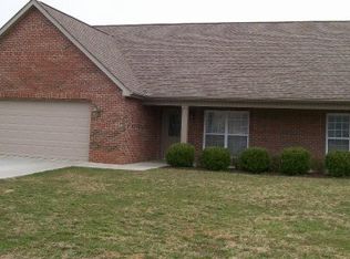2516 Tyvola Ct, Maryville, TN 37801