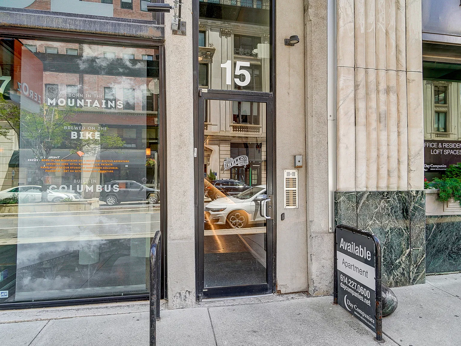 1 bed, 1677 sqft, $1,985 — Photo 4