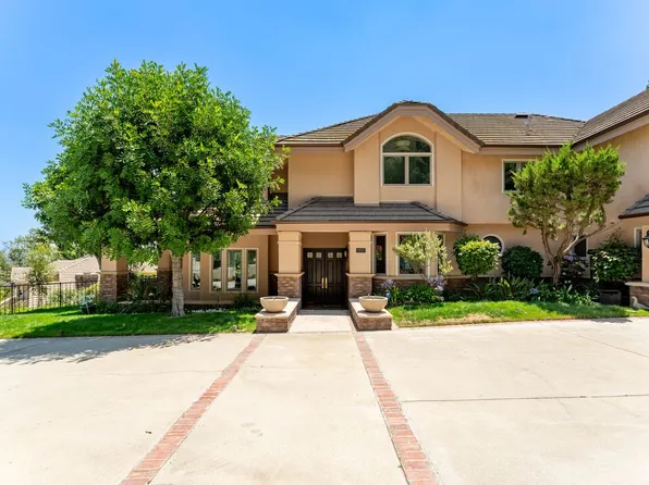 1432 Rutherford Dr, Pasadena, CA 91103