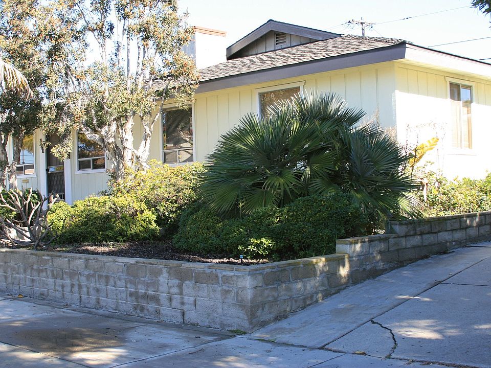 2nd image of 3541 Buena Vista St