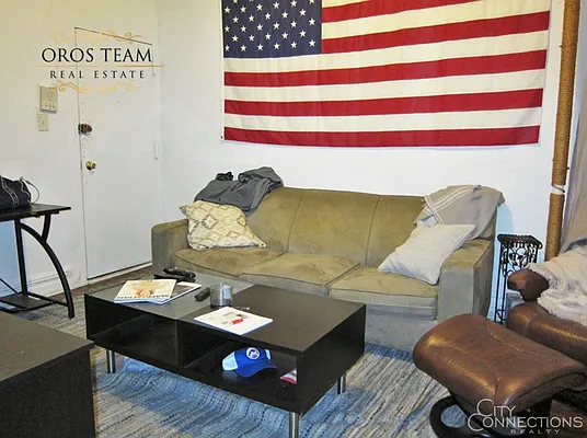 Rented by City Connections Realty | media 26