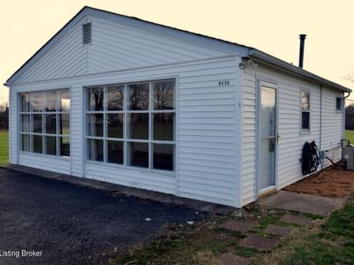 8110 Cooper Chapel Rd, Louisville, KY, 40229