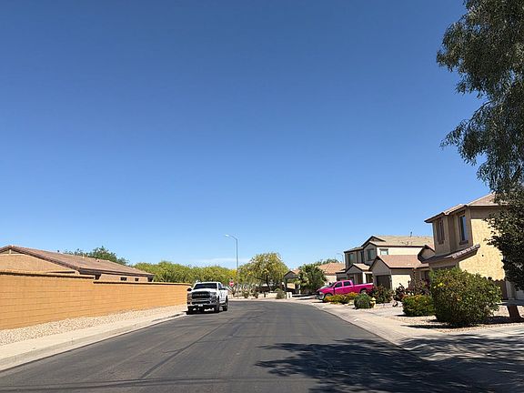 4th image of 38003 W La Paz St