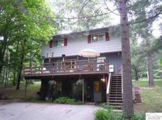 712 W Hillside Dr, Washburn, WI 54891