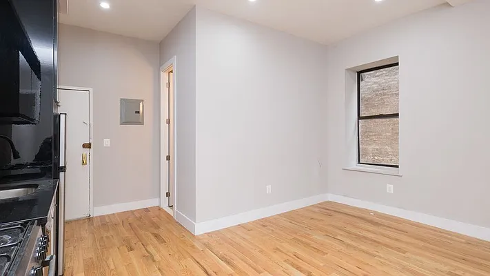 Rented by Nooklyn NYC LLC | media 2