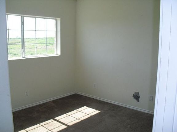 5th image of 6121 S Galaxy Dr