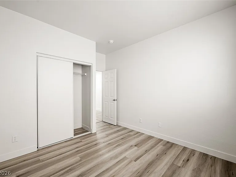 5618 Indian Springs St — Photo 29