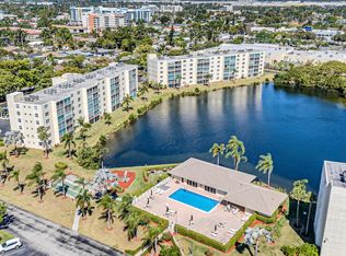 311 SE 3rd St APT 102, Dania, FL 33004