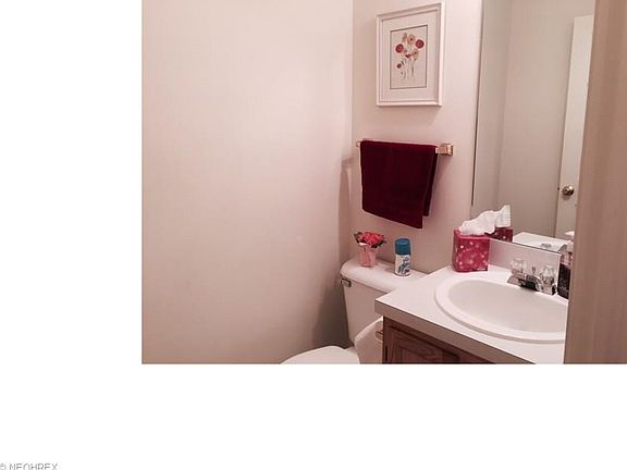 3rd image of 1744 Maxwell Blvd #F2