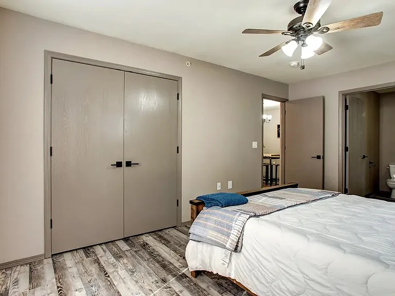 Southernwood Apartments — Photo 9