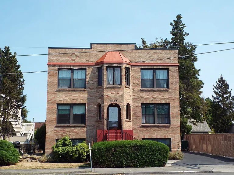 Alchemy Apartments - Located at the top of Phinney Ridge — Photo 26