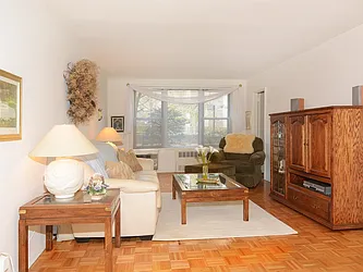 Sold by Robert E. Hill 