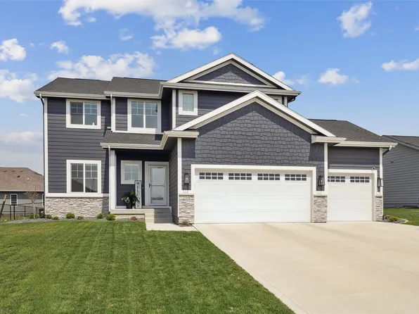 709 NE 21st St, Grimes, IA 50111