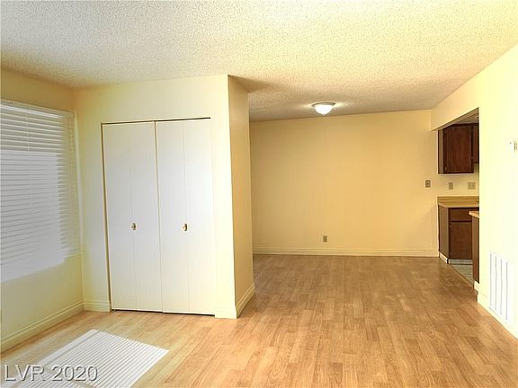 4th image of 4381 Gannet Cir APT 5