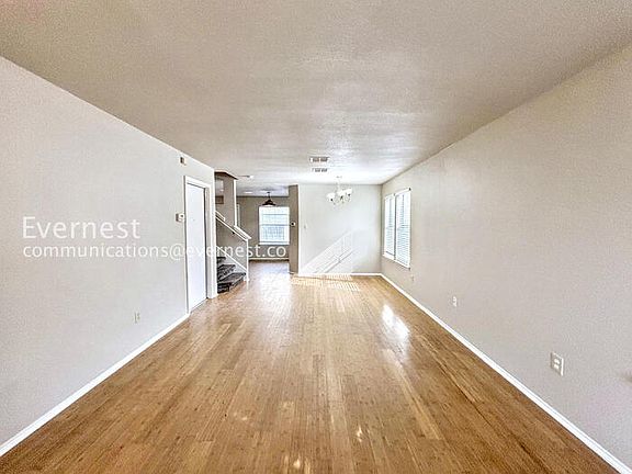 5th image of 13923 Conner Downs Dr