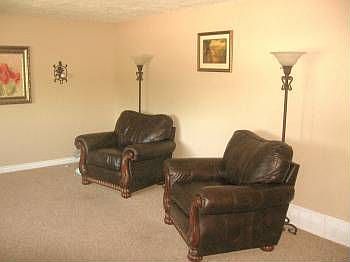 5th image of 1035 Fishburn Dr
