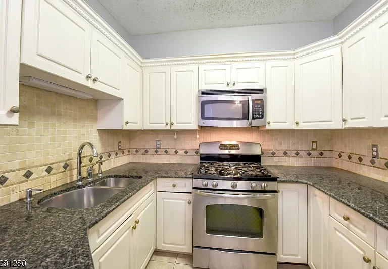 8708 Brittany Dr — Photo 6