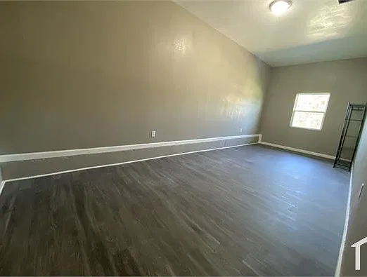 5 bed, $1,550 — Photo 3