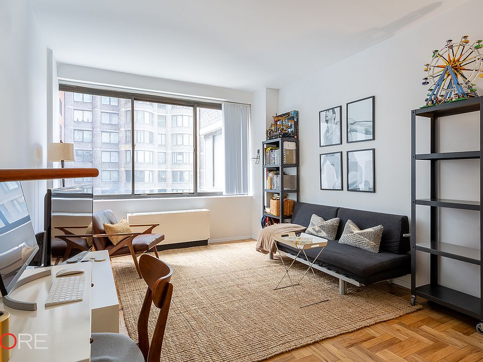 1st image of 62 W 62nd St APT 6G
