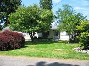 1st image of 3512 NE 65th St